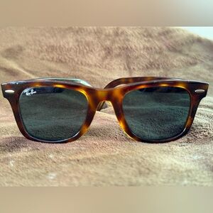 Ray-Ban Wayfarer sunglasses - tortoise